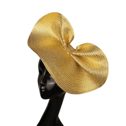 Irregular Disc Fascinator with Shiny Finish - Image 11