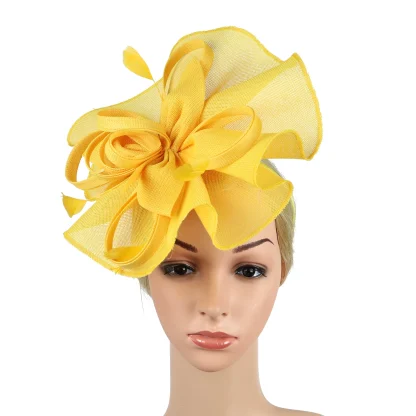 Feminine Fascinator with Lightweight Design - Image 12