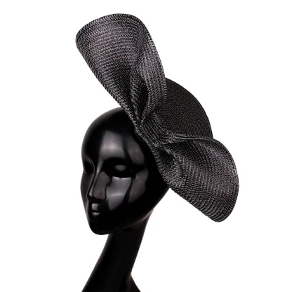 Irregular Disc Fascinator with Shiny Finish - Image 2