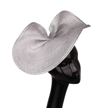 Irregular Disc Fascinator with Shiny Finish - Image 7