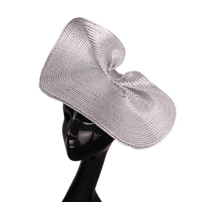 Irregular Disc Fascinator with Shiny Finish - Image 4